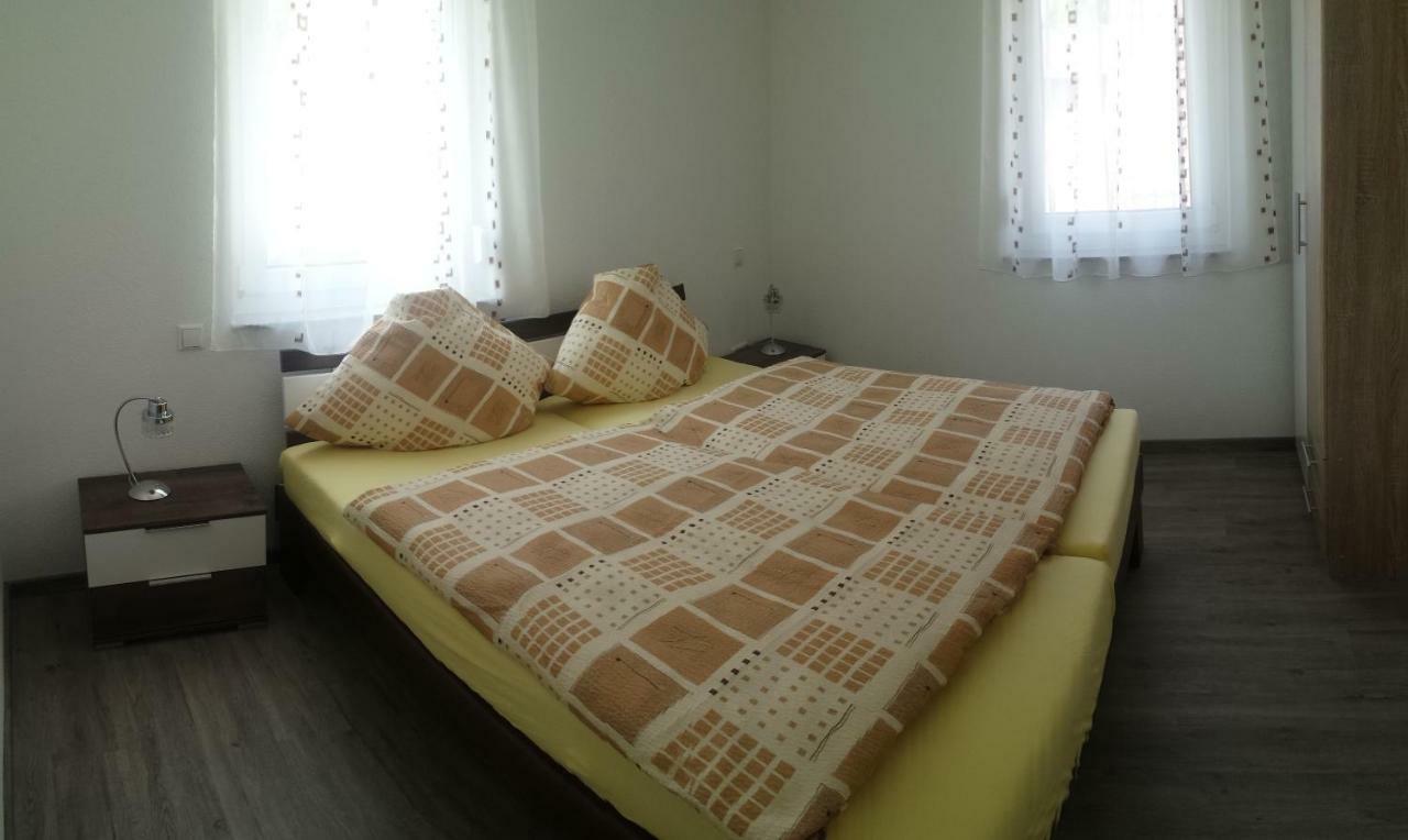 Ferienwohnung Schnell บาด เซาล์เกา ภายนอก รูปภาพ